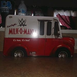 WWE ELITE EPIC MOMENTS MILK O MANIA